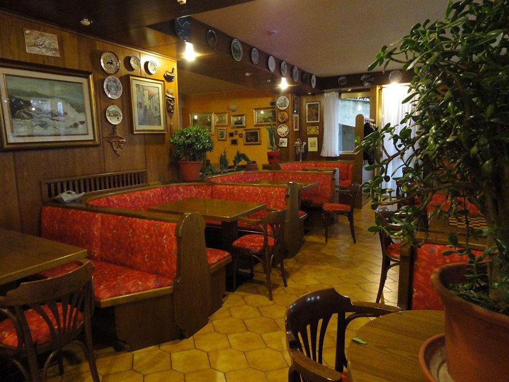Hotel Astoria Tabiano Terme ภายนอก รูปภาพ