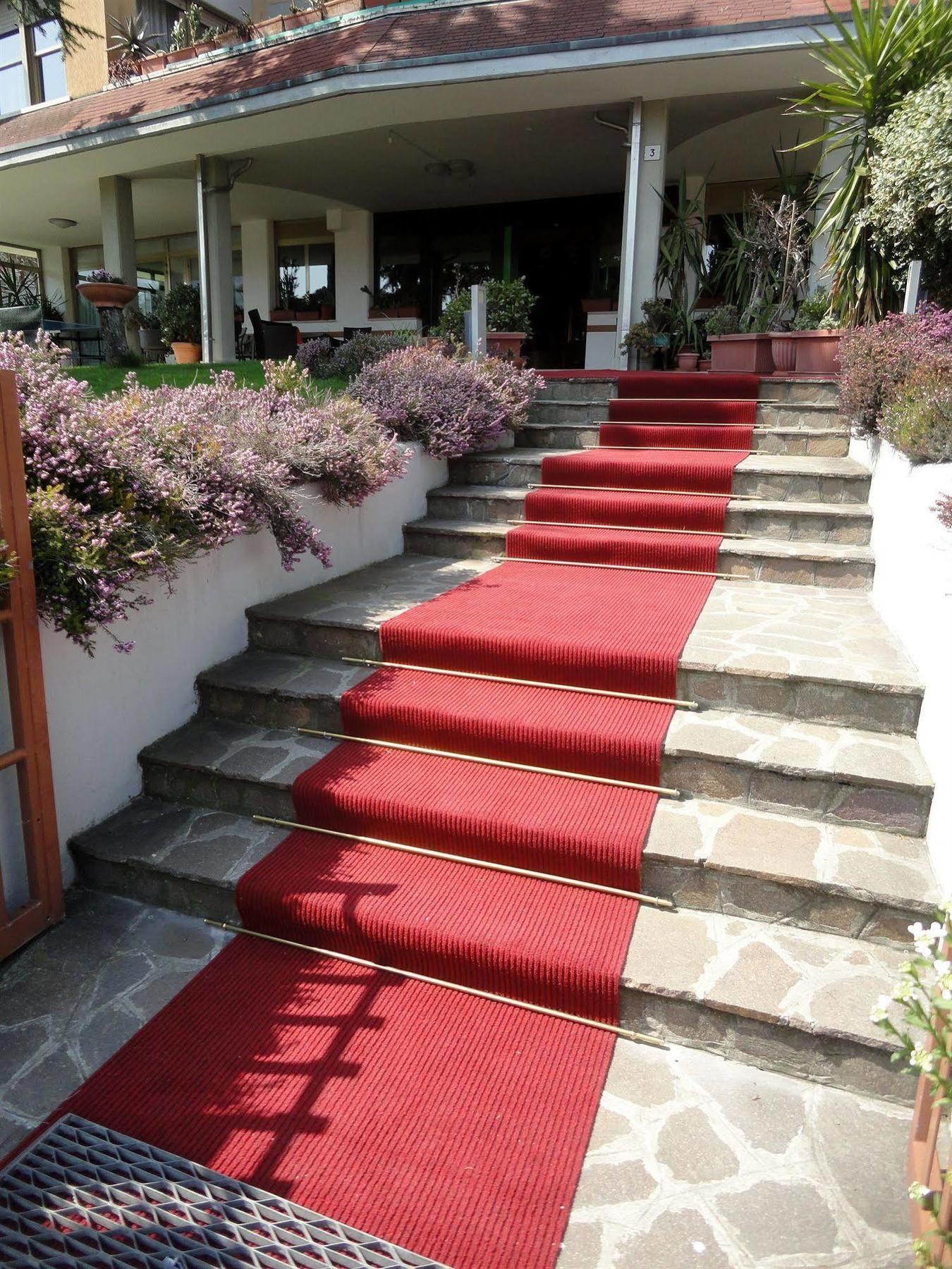 Hotel Astoria Tabiano Terme ภายนอก รูปภาพ